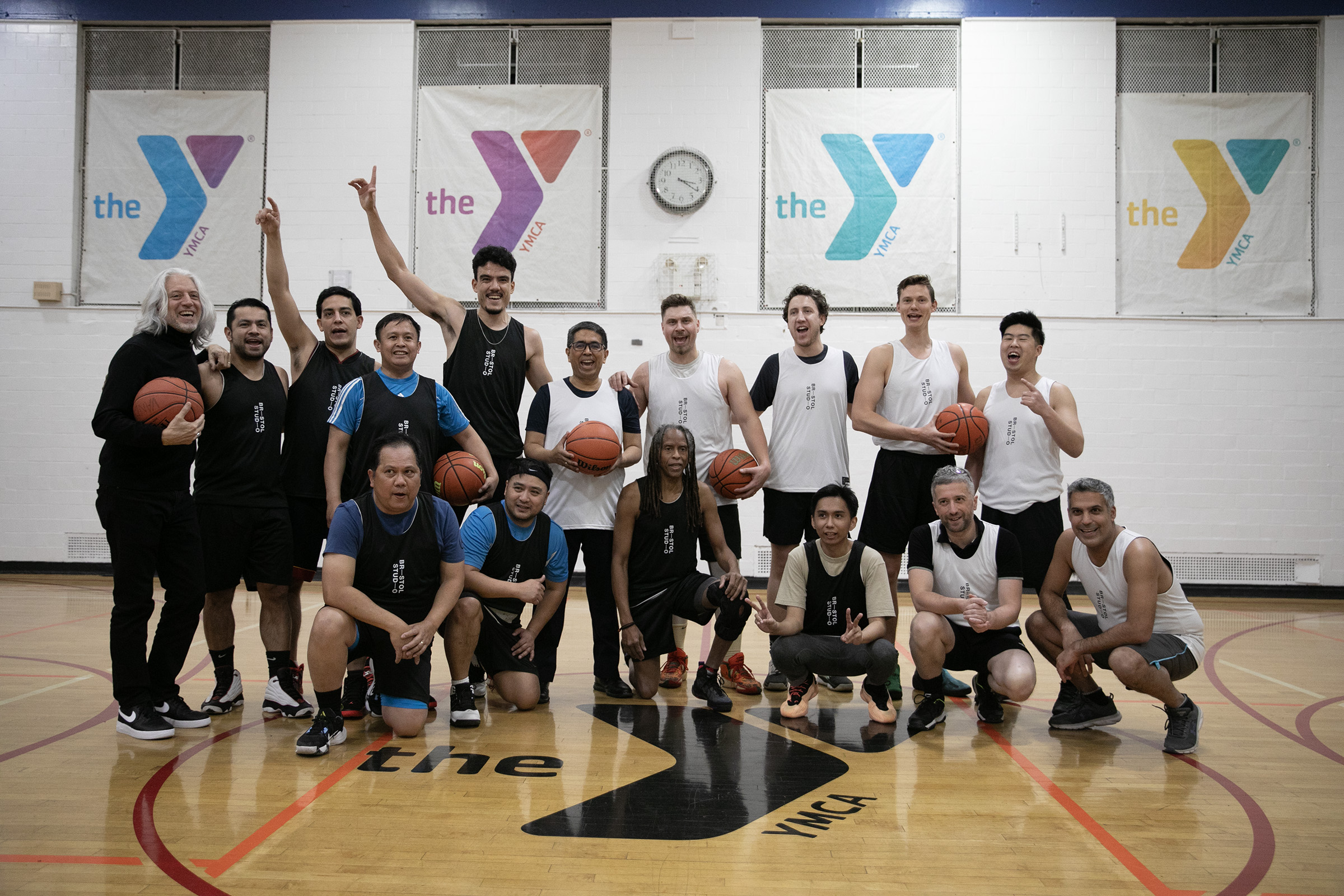 group photo in gym basketball court