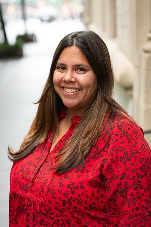 lady in red print top