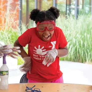 3 kids with science experiments