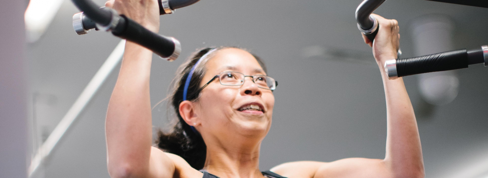 Woman doing pull up